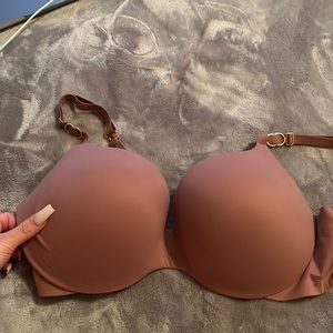 Perfect Conditons VS push-up BRA 💕